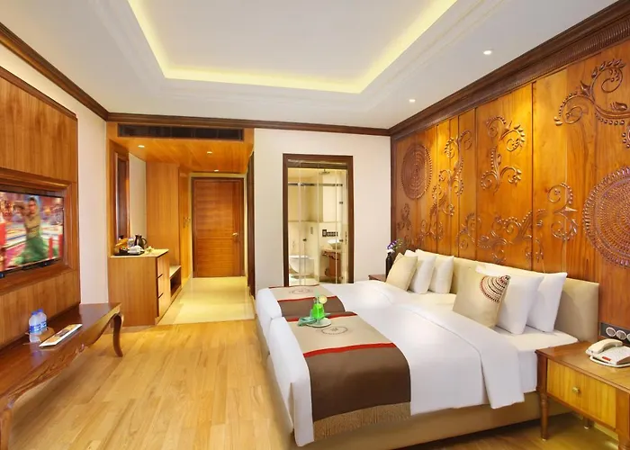 Seven Seas Hotel